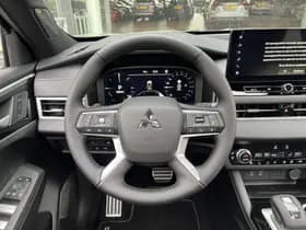 Mitsubishi Outlander thumbnail 37