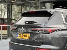Mitsubishi Outlander thumbnail 42