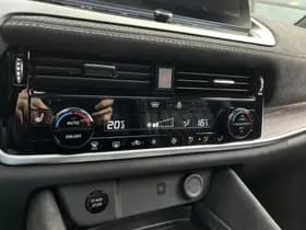 Nissan Qashqai thumbnail 13