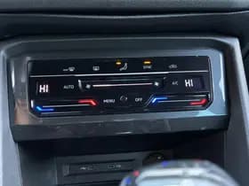 Volkswagen Tiguan thumbnail 15