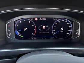 Volkswagen Tiguan thumbnail 4