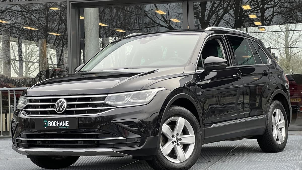 Volkswagen Tiguan — foto 1
