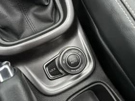 Suzuki Vitara thumbnail 25