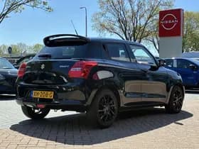 Suzuki Swift thumbnail 2