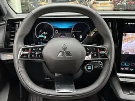 Mitsubishi Eclipse Cross thumbnail 20