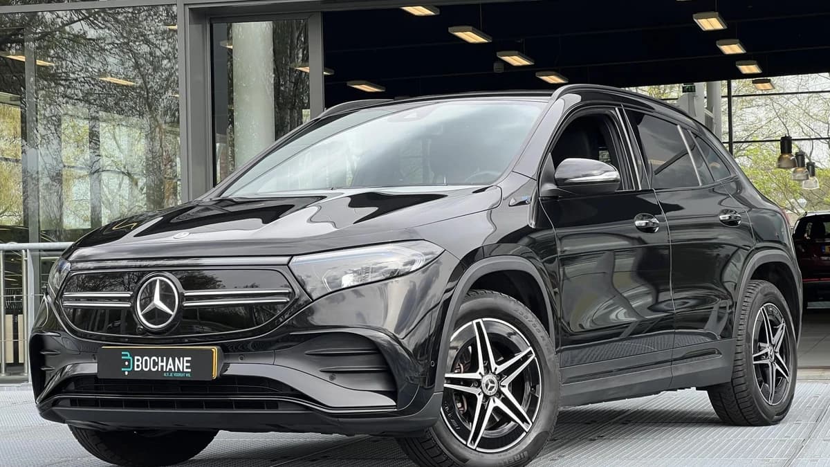 Mercedes-Benz EQA — foto 1