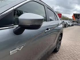 Mitsubishi Eclipse Cross thumbnail 4