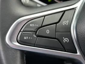 Renault Clio thumbnail 26