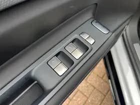 Polestar 4 thumbnail 22