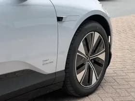 Polestar 4 thumbnail 27