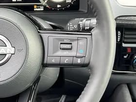 Nissan Qashqai thumbnail 22