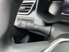 Renault Clio thumbnail 25