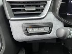 Renault Clio thumbnail 27