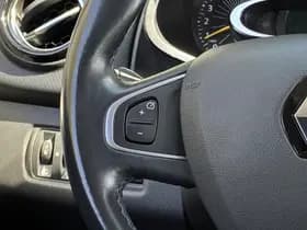 Renault Clio thumbnail 19