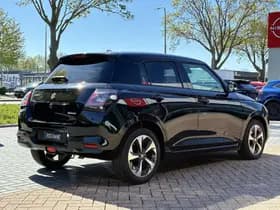 Suzuki Swift thumbnail 3