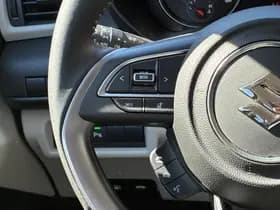 Suzuki Swift thumbnail 22