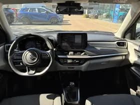 Suzuki Swift thumbnail 4