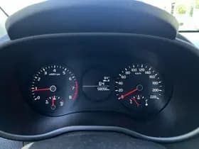 Kia Picanto thumbnail 5