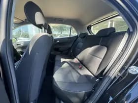 Kia Picanto thumbnail 8