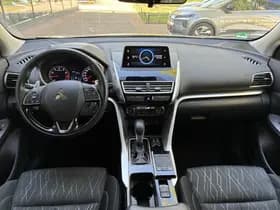 Mitsubishi Eclipse Cross thumbnail 3