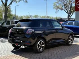 Suzuki Swift thumbnail 3