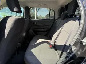 Suzuki Swift thumbnail 9