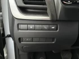 Nissan Qashqai thumbnail 33