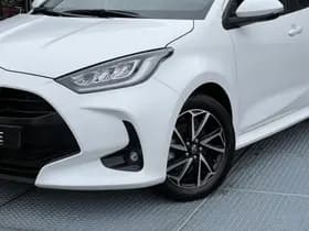 Toyota Yaris thumbnail 14