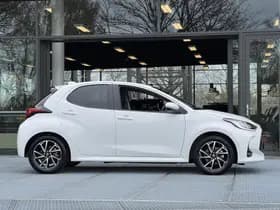 Toyota Yaris thumbnail 17