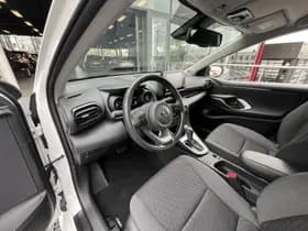 Toyota Yaris thumbnail 24