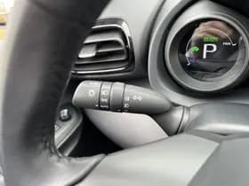 Toyota Yaris thumbnail 30