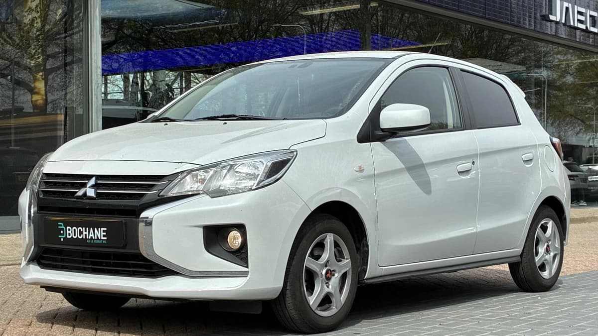 Mitsubishi Space Star — foto 1