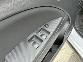Mitsubishi Space Star thumbnail 20