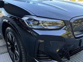 BMW iX3 thumbnail 33