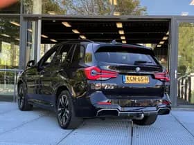 BMW iX3 thumbnail 6