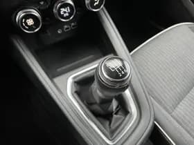 Mitsubishi Colt thumbnail 11