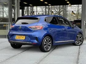 Renault Clio thumbnail 2