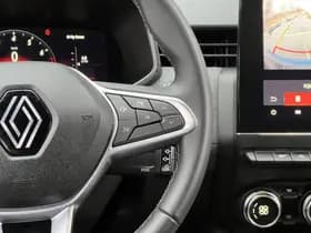 Renault Clio thumbnail 22