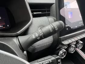 Renault Clio thumbnail 28