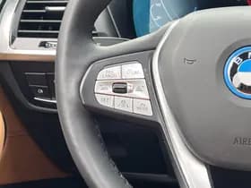 BMW iX3 thumbnail 24