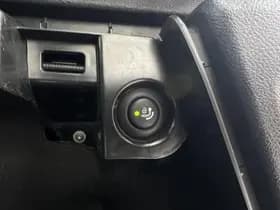 BMW iX3 thumbnail 32