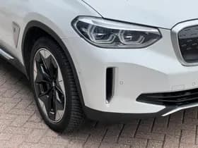 BMW iX3 thumbnail 35