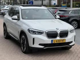 BMW iX3 thumbnail 7