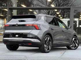 Mitsubishi Eclipse Cross thumbnail 2