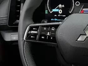 Mitsubishi Eclipse Cross thumbnail 23
