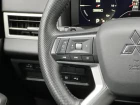 Mitsubishi Outlander thumbnail 23