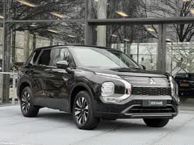 Mitsubishi Outlander thumbnail 5