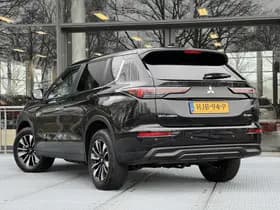 Mitsubishi Outlander thumbnail 6