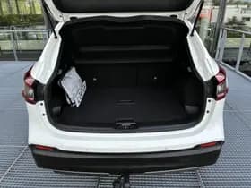 Nissan Qashqai thumbnail 9