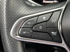 Renault Clio thumbnail 24